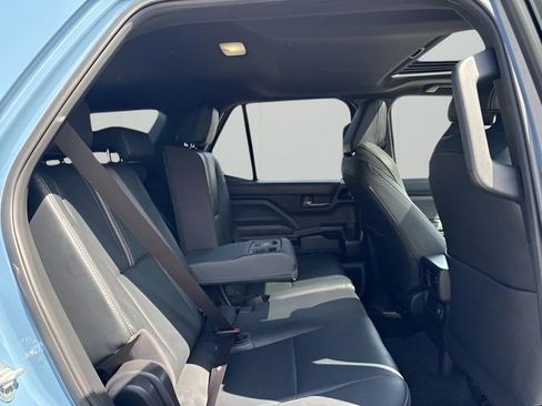 Used 2025 Toyota 4Runner Limited AWD/4WD image 16