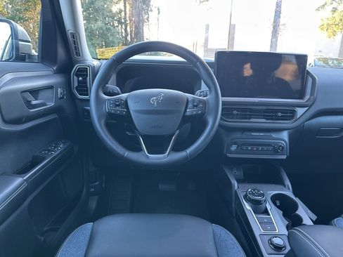 Used 2025 Ford Bronco Sport Outer Banks w/ Outer Banks Tech Package+ image 14