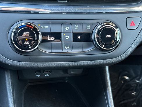 Certified 2025 Buick Envista Preferred image 20