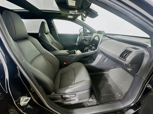 Used 2023 Toyota bZ4X XLE w/ Weather Package image 31