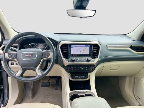 Used 2022 GMC Acadia Denali w/ Denali Technology Package FWD image 23