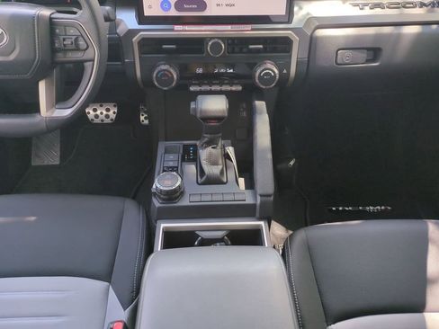 New 2025 Toyota Tacoma TRD Sport image 18