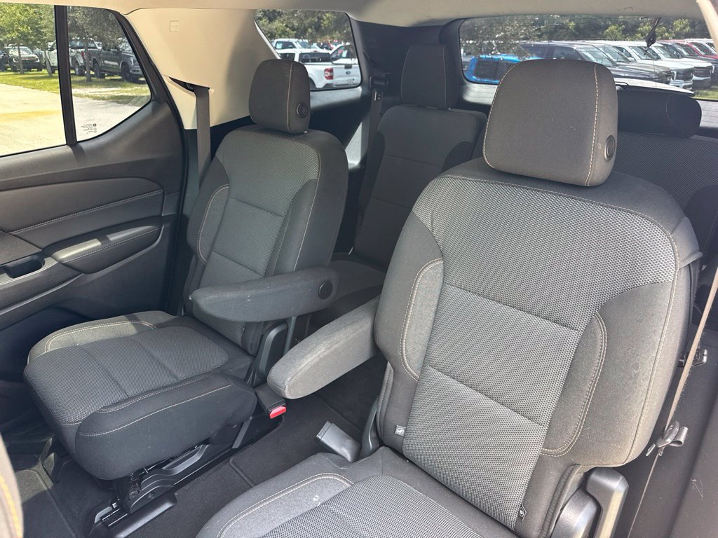 Used 2018 Chevrolet Traverse LT FWD image 11