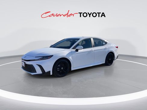Certified 2026 Toyota Camry SE image 4