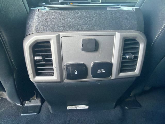 Used 2022 Ford F250 Lariat w/ Lariat Ultimate Package AWD/4WD image 22