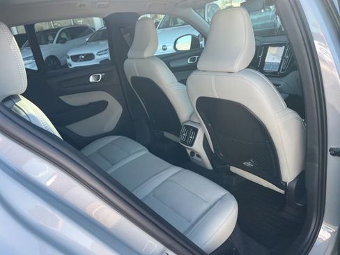 New 2026 Volvo XC40 B5 Ultra w/ Climate Package image 25