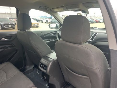 Used 2018 Chevrolet Equinox LT image 45