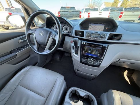 Used 2014 Honda Odyssey EX-L image 3
