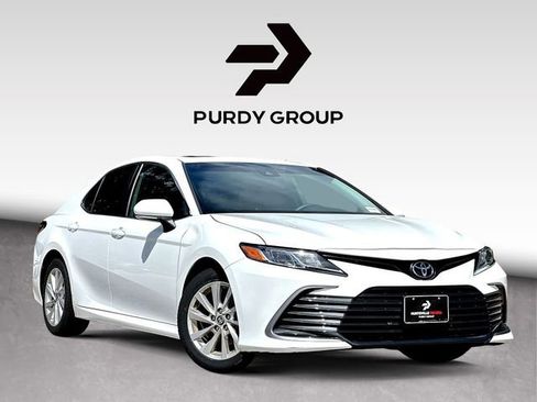 Used 2023 Toyota Camry LE w/ Convenience Package FWD image 1