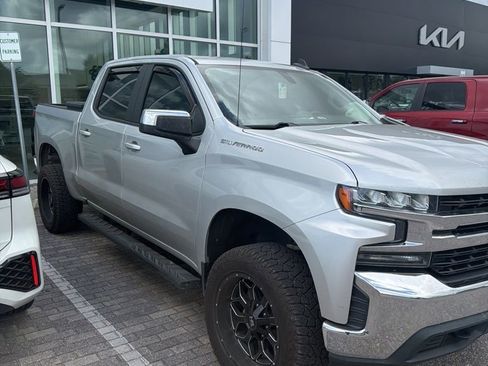 Used 2020 Chevrolet Silverado 1500 LT image 6