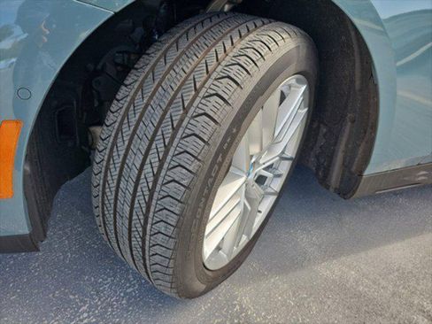 Used 2025 BMW 530i RWD image 33
