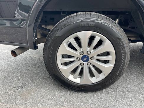 Used 2016 Ford F150 Lariat w/ Equipment Group 501A Mid AWD/4WD image 13