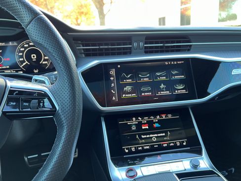 Used 2023 Audi RS 7 Sportback image 31