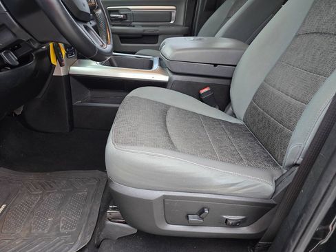 Used 2018 RAM 1500 Big Horn AWD/4WD image 11