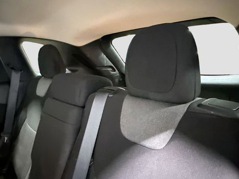 Used 2017 Jeep Cherokee Sport image 22