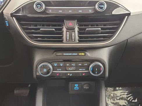 Used 2022 Ford Escape SE w/ Cold Weather Package AWD/4WD image 16