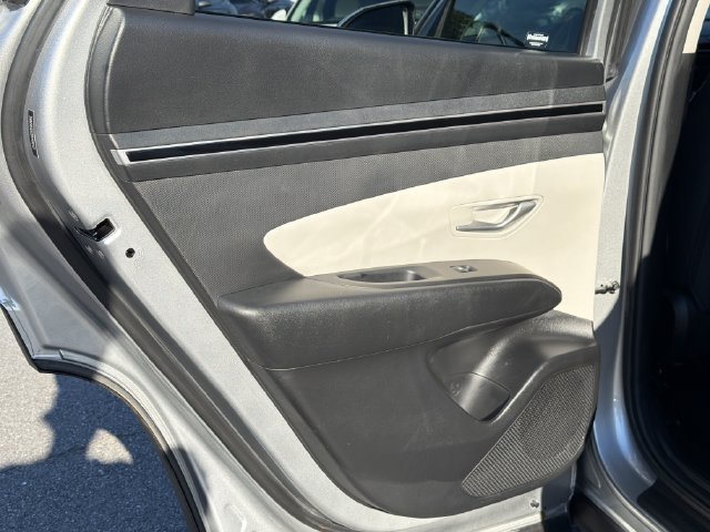 Used 2024 Hyundai Tucson SEL FWD image 24