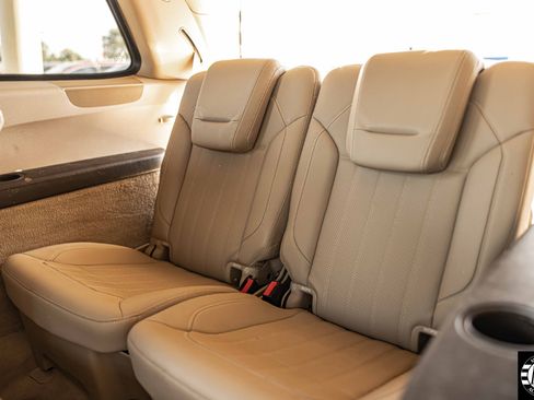 Used 2016 Mercedes-Benz GL 450 4MATIC w/ Premium I Package image 36