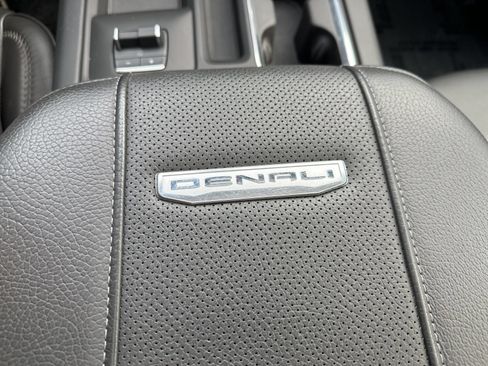 Used 2024 GMC Sierra 2500 Denali w/ Technology Package AWD/4WD image 81