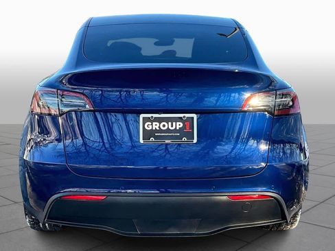 Used 2021 Tesla Model Y Long Range image 5