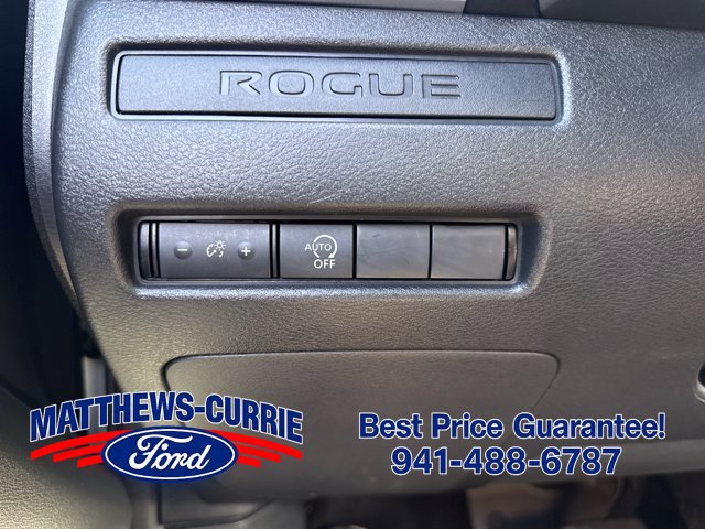 Used 2025 Nissan Rogue S FWD image 24