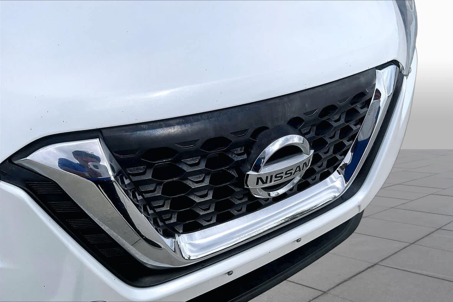 Used 2019 Nissan Kicks SV FWD image 28