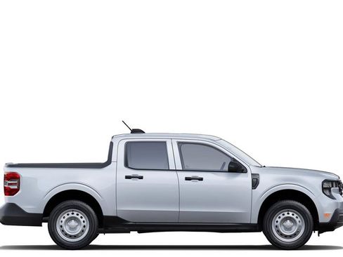 New 2025 Ford Maverick XL image 33