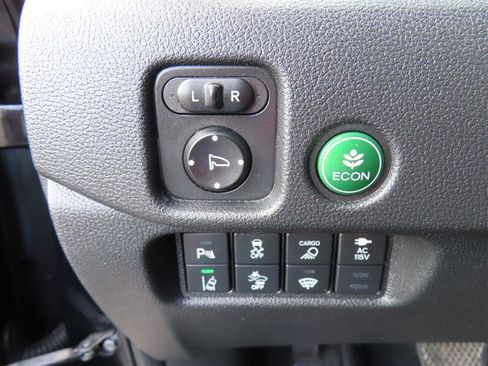 Used 2022 Honda Ridgeline Black Edition image 16