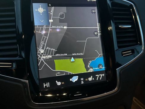 Used 2017 Volvo XC90 T6 Momentum image 24