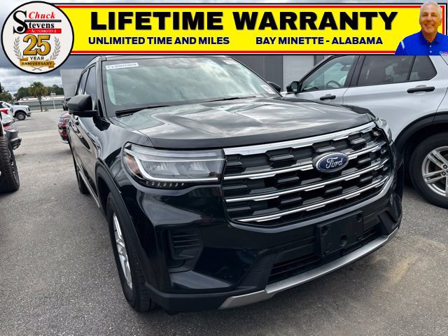 Used 2025 Ford Explorer Active AWD/4WD image 1