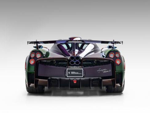 Used 2020 Pagani Huayra image 12