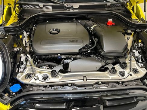 Used 2025 MINI Cooper S FWD image 19
