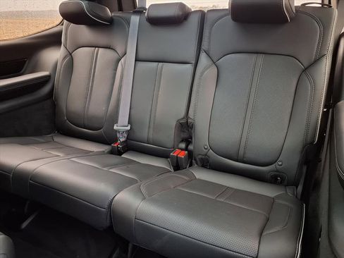 Used 2023 Jeep Grand Wagoneer Series II image 6