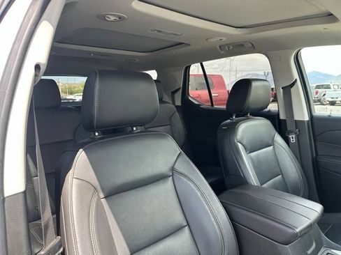 Used 2020 Chevrolet Traverse Premier w/ Redline Edition AWD/4WD image 33