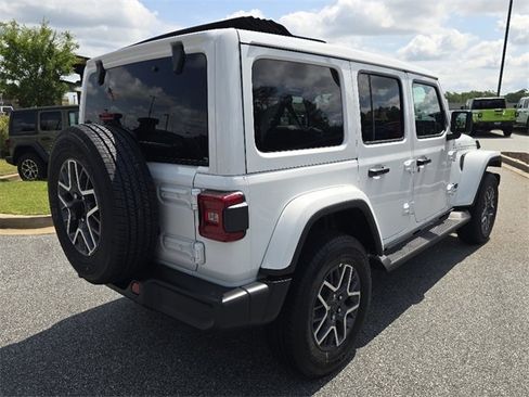 New 2025 Jeep Wrangler Sahara image 3