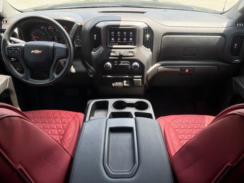 Used 2025 Chevrolet Silverado 1500 Custom AWD/4WD image 34