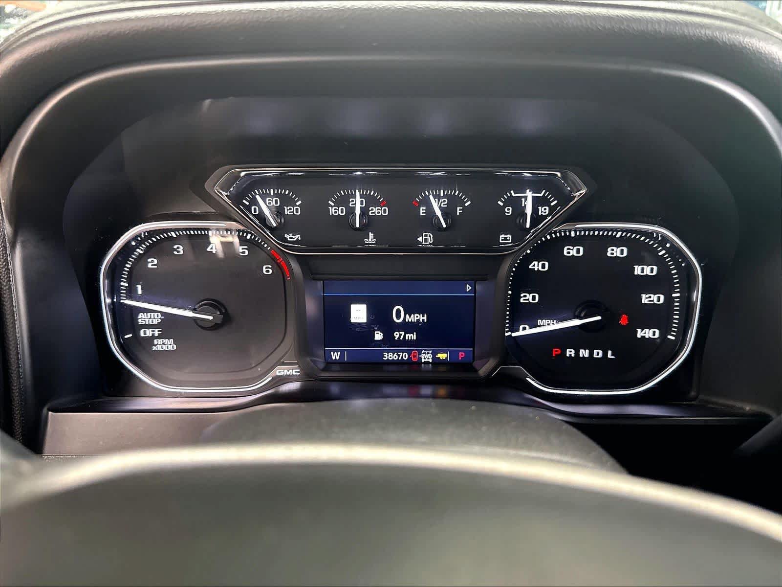 Used 2021 GMC Sierra 1500 AT4 w/ AT4 Preferred Package AWD/4WD image 17