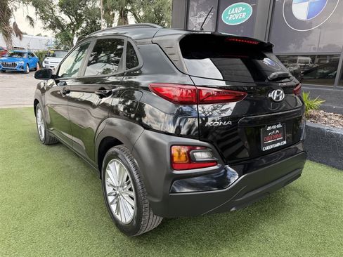 Used 2021 Hyundai Kona SEL FWD image 4