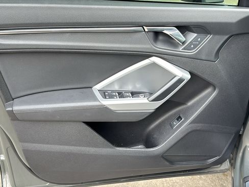 Used 2020 Audi Q3 2.0T Premium Plus image 11