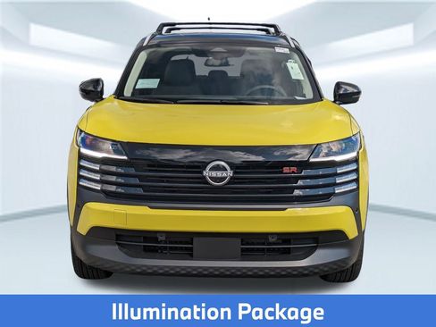 Used 2026 Nissan Kicks SR w/ Illumination Package image 11