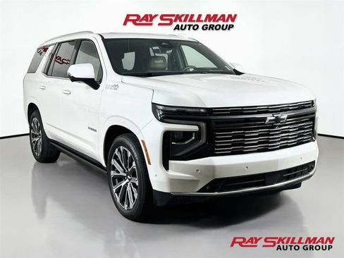 Used 2025 Chevrolet Tahoe High Country AWD/4WD image 1