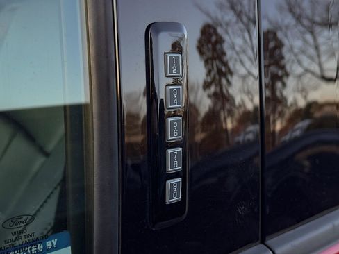 Used 2020 Ford F150 Lariat w/ Equipment Group 502A Luxury image 13