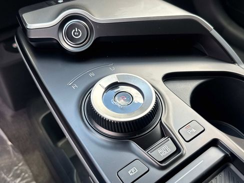 New 2025 Kia EV6 Light w/ Light LR Technology Package image 24