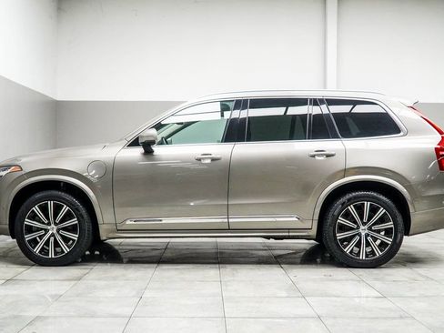 Used 2020 Volvo XC90 T8 Inscription image 9