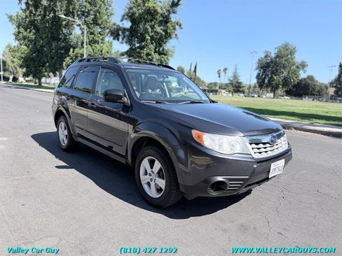 Used 2011 Subaru Forester 2.5X AWD/4WD image 3