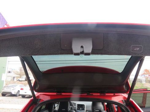 Used 2015 Volvo XC60 T6 R-Design image 35