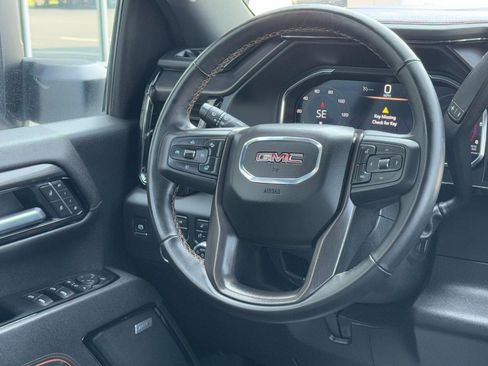 Used 2025 GMC Sierra 2500 AT4 AWD/4WD image 15
