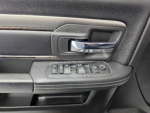 Used 2018 RAM 2500 Big Horn w/ Sport Appearance Group AWD/4WD image 14