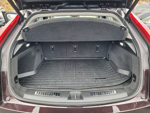 Used 2020 Cadillac XT4 Premium Luxury w/ Technology Package image 26