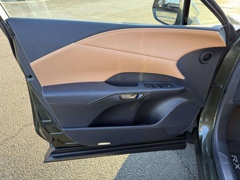 Used 2023 Lexus RX 350 Premium image 12